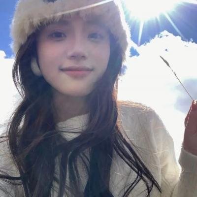 属于她们的片刻