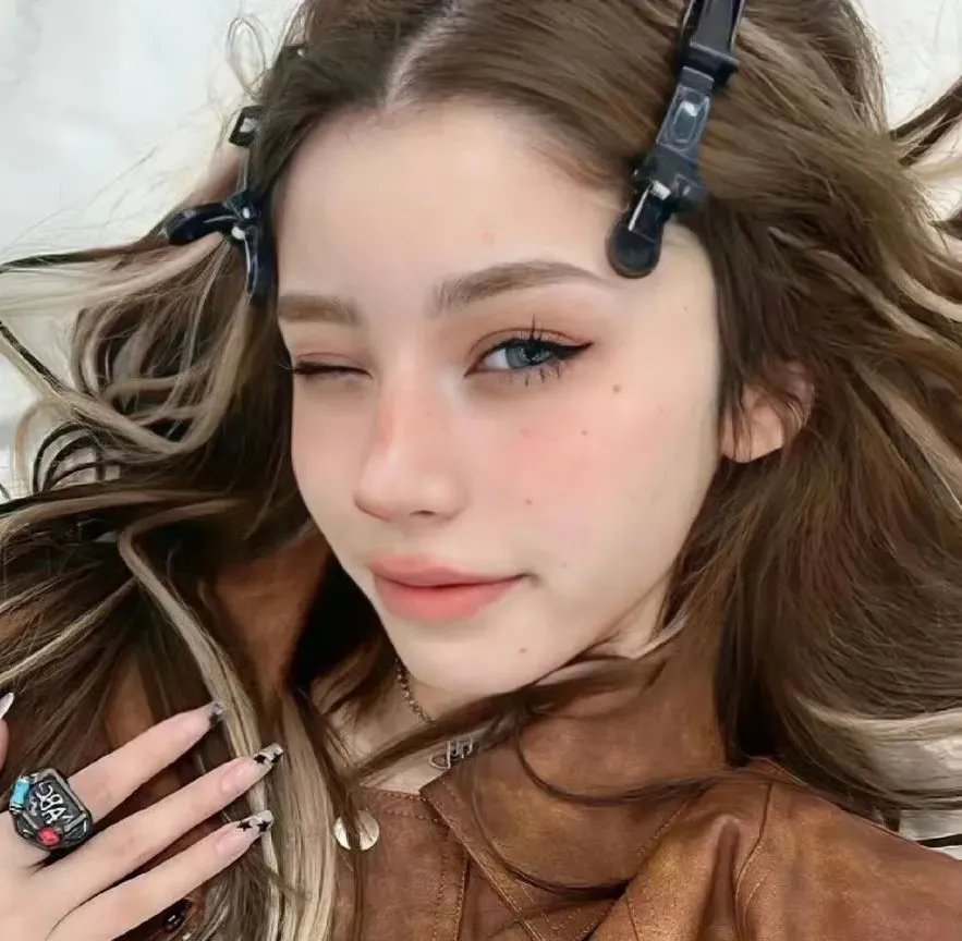 时尚女郎之女人江湖